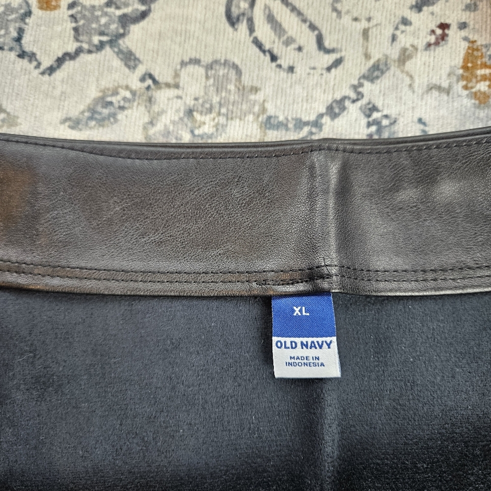 Old Navy Faux Leather Mini Skirt XL Black BNWT - Picture 4 of 6
